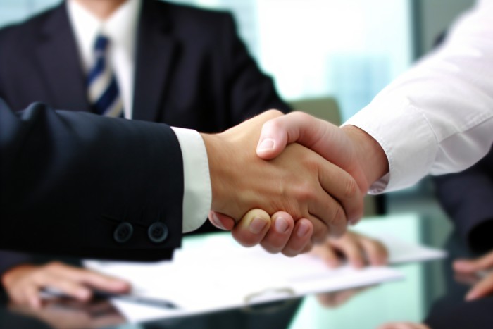 Free Employment Law Advice Before Paying a Solicitor